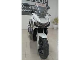 HONDA - ADV 150 - 2021/2021 - BRANCA - R$ 20.900,00