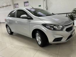 CHEVROLET - ONIX 1.4 MPFI LT 8V FLEX 4P MANUAL - 2019/2019 - PRATA - R$ 61.900,00