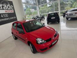 RENAULT - CLIO 1.0 CAMPUS 16V FLEX 2P MANUAL - 2010/2011 - VERMELHA - R$ 21.900,00