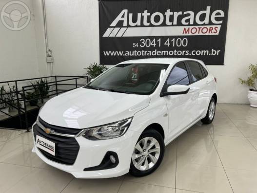 CHEVROLET - ONIX 1.0 LT 12V FLEX 4P MANUAL - 2021/2021 - BRANCA - R$ 69.900,00