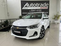 CHEVROLET - ONIX 1.0PREMIER PLUS 8V TURBO FLEX 4P AUTOMÁTICO - 2022/2023 - BRANCA - R$ 93.900,00