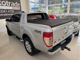 FORD - RANGER 3.2 LIMITED 4X4 CD 20V DIESEL 4P AUTOMÁTICO - 2016/2017 - PRATA - R$ 139.900,00