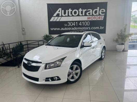 CHEVROLET - CRUZE 1.8 LTZ SPORT6 16V FLEX 4P AUTOMÁTICO - 2013/2014 - BRANCA - R$ 72.900,00