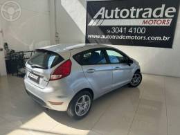 FORD - FIESTA 1.6 SE HATCH 16V FLEX 4P MANUAL - 2016/2017 - PRATA - R$ 52.900,00