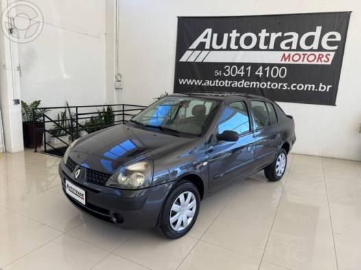 RENAULT - CLIO 1.0 EXPRESSION SEDAN 16V 4P MANUAL - 2003/2004 - CINZA - R$ 19.900,00