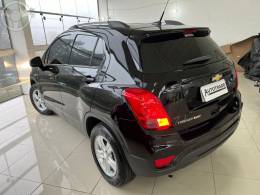 CHEVROLET - TRACKER 1.4 16V TURBO FLEX LT AUTOMÁTICO - 2017/2018 - PRETA - R$ 84.900,00