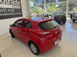 HYUNDAI - HB20 1.0 COMFORT PLUS 12V FLEX 4P MANUAL - 2013/2013 - VERMELHA - R$ 43.900,00