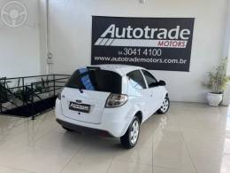 FORD - KA 1.0 MPI 8V FLEX 2P MANUAL - 2013/2013 - BRANCA - R$ 29.900,00