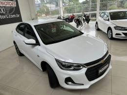 CHEVROLET - ONIX 1.0PREMIER PLUS 8V TURBO FLEX 4P AUTOMÁTICO - 2022/2023 - BRANCA - R$ 95.900,00