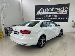 VOLKSWAGEN - JETTA 2.0 TSI HIGHLINE 211CV 4P DSG - 2015/2015 - BRANCA - R$ 79.900,00