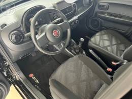 FIAT - MOBI 1.0 8V EVO FLEX LIKE. MANUAL - 2018/2018 - PRETA - R$ 44.900,00