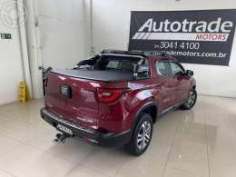 FIAT - TORO 2.0 16V TURBO DIESEL FREEDOM 4WD AT9 AUTOMÁTICO - 2018/2019 - VERMELHA - R$ 107.900,00