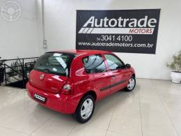 RENAULT - CLIO 1.0 CAMPUS 16V FLEX 2P MANUAL - 2010/2011 - VERMELHA - R$ 21.900,00