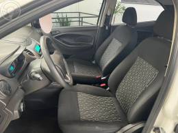 FORD - KA 1.0 SE 12V FLEX 4P MANUAL - 2020/2021 - BRANCA - R$ 56.900,00