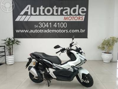 HONDA - ADV 150 - 2021/2021 - BRANCA - R$ 20.900,00