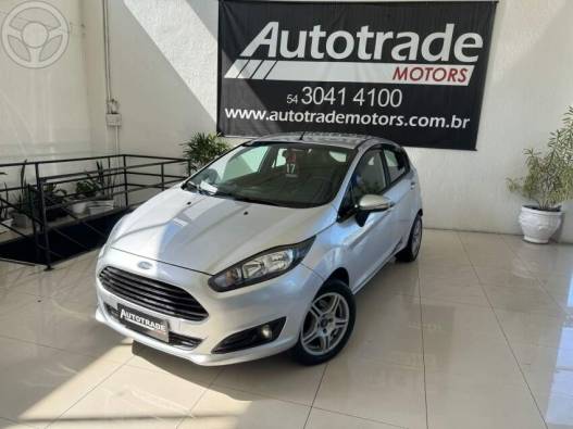 FORD - FIESTA 1.6 SE HATCH 16V FLEX 4P MANUAL - 2016/2017 - PRATA - R$ 52.900,00