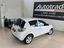 FORD - KA 1.0 MPI 8V FLEX 2P MANUAL - 2013/2013 - BRANCA - R$ 29.900,00