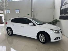 CHEVROLET - CRUZE 1.8 LTZ SPORT6 16V FLEX 4P AUTOMÁTICO - 2013/2014 - BRANCA - R$ 72.900,00