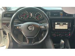 VOLKSWAGEN - JETTA 2.0 TSI HIGHLINE 211CV 4P TIPTRONIC - 2015/2015 - BRANCA - R$ 79.900,00