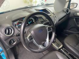 FORD - FIESTA 1.6 TITANIUM SEDAN 16V FLEX 4P AUTO - 2013/2014 - AZUL - R$ 45.900,00