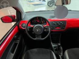 VOLKSWAGEN - UP 1.0 MPI HIGH UP 12V FLEX 4P MANUAL - 2014/2015 - VERMELHA - R$ 44.900,00