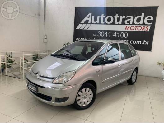 CITROËN - XSARA PICASSO 2.0 I EXCLUSIVE 16V 4P AUTOMÁTICO - 2009/2010 - PRATA - R$ 23.900,00