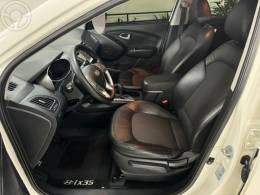 HYUNDAI - IX35 2.0 MPFI GLS 16V FLEX 4P AUTOMÁTICO - 2014/2015 - BRANCA - R$ 74.900,00