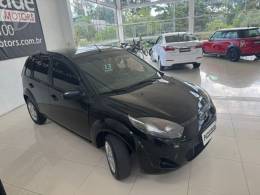 FORD - FIESTA 1.0 ROCAM 8V FLEX 4P MANUAL - 2012/2013 - PRETA - R$ 29.900,00