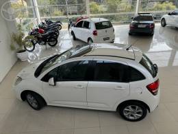 CITROËN - C3 1.5 TENDANCE 8V FLEX 4P MANUAL - 2014/2014 - BRANCA - R$ 43.900,00