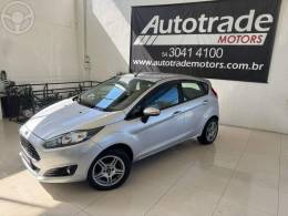 FORD - FIESTA 1.6 SE HATCH 16V FLEX 4P MANUAL - 2016/2017 - PRATA - R$ 52.900,00