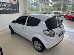 FORD - KA 1.0 MPI 8V FLEX 2P MANUAL - 2013/2013 - BRANCA - R$ 29.900,00