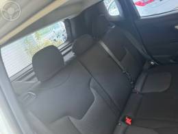 JEEP - RENEGADE 1.8 16V FLEX SPORT 4P AUTOMÁTICO - 2019/2019 - BRANCA - R$ 76.900,00