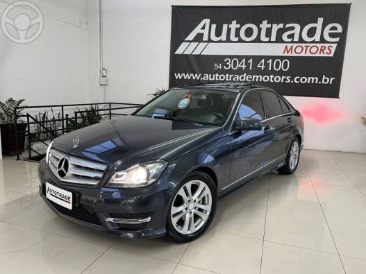 MERCEDES-BENZ - C 200 1.8 CGI AVANTGARDE 16V 4P AUTOMÁTICO - 2013/2014 - CINZA - R$ 92.900,00