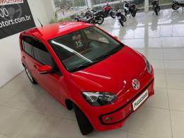 VOLKSWAGEN - UP 1.0 MPI HIGH UP 12V FLEX 4P MANUAL - 2014/2015 - VERMELHA - R$ 44.900,00