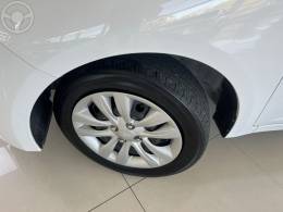 HYUNDAI - HB20S 1.6 COMFORT PLUS 16V FLEX 4P MANUAL - 2018/2018 - BRANCA - R$ 64.900,00