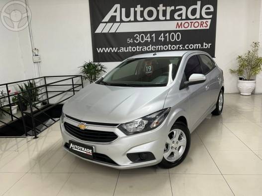 CHEVROLET - ONIX 1.4 MPFI LT 8V FLEX 4P MANUAL - 2019/2019 - PRATA - R$ 61.900,00