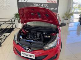 HYUNDAI - HB20 1.0 COMFORT PLUS 12V FLEX 4P MANUAL - 2013/2013 - VERMELHA - R$ 43.900,00