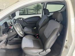 FORD - KA 1.0 MPI 8V FLEX 2P MANUAL - 2013/2013 - BRANCA - R$ 29.900,00