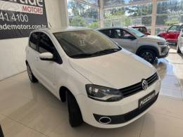 VOLKSWAGEN - FOX 1.0 MI TREND 8V FLEX 4P MANUAL - 2011/2011 - BRANCA - R$ 32.900,00