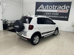 VOLKSWAGEN - CROSSFOX 1.6 MI FLEX 8V 4P MANUAL - 2010/2011 - BRANCA - R$ 43.900,00